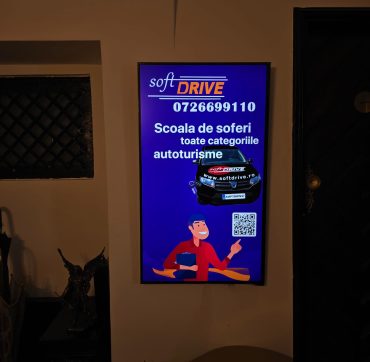 Reteaua Digitala DOOH Indoor - EKO GROUP VILA – Evenimente de lux Dorobanti/Romana