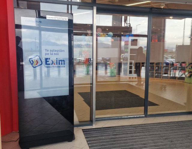 Clienții din Râșnov beneficiază de vizibilitate extinsă cu Rețeaua DOOH EkoGroup și Ciprian Petrescu