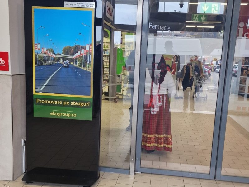 Rețeaua DOOH EkoGroup în Brașov: promisiunea Ciprian Petrescu pentru businessuri